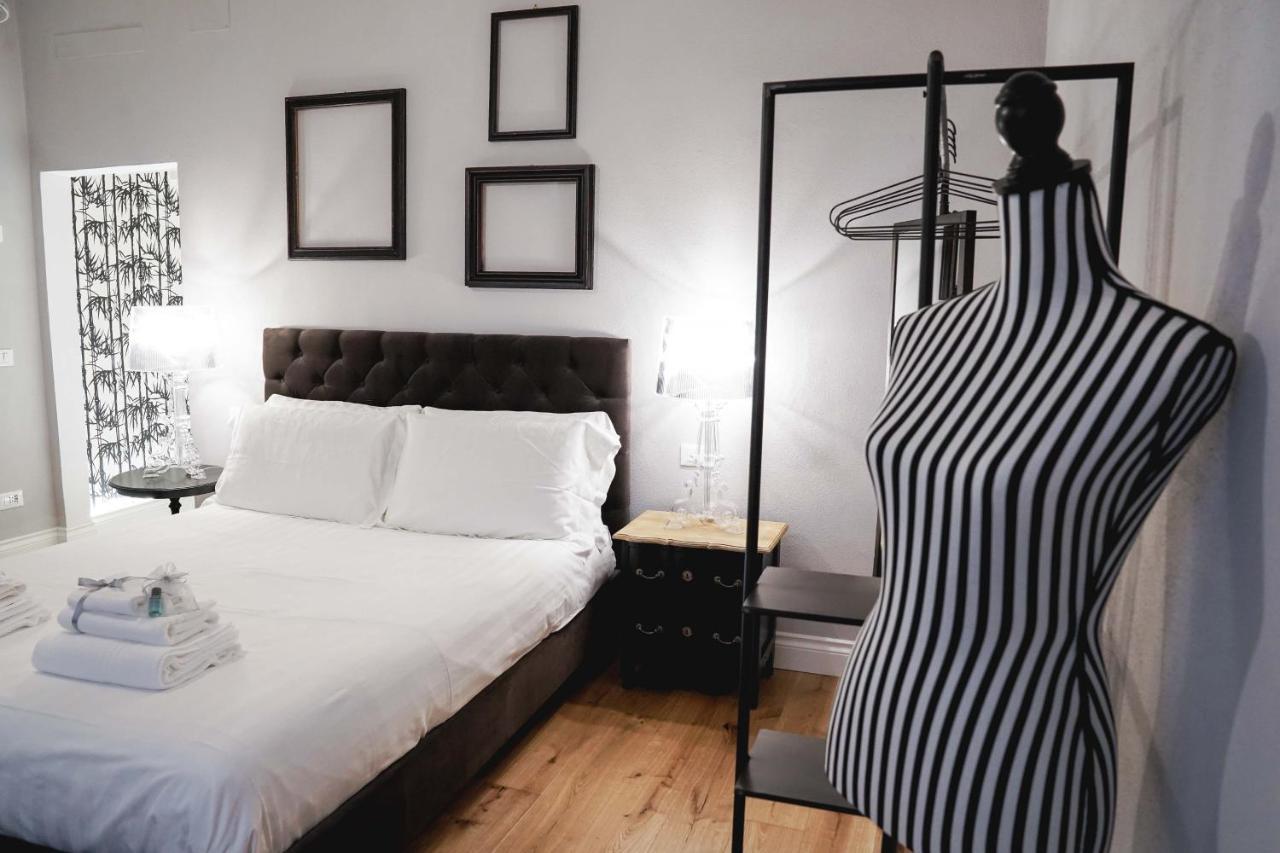 Art Apartment Black & White Suite Florencja Zewnętrze zdjęcie